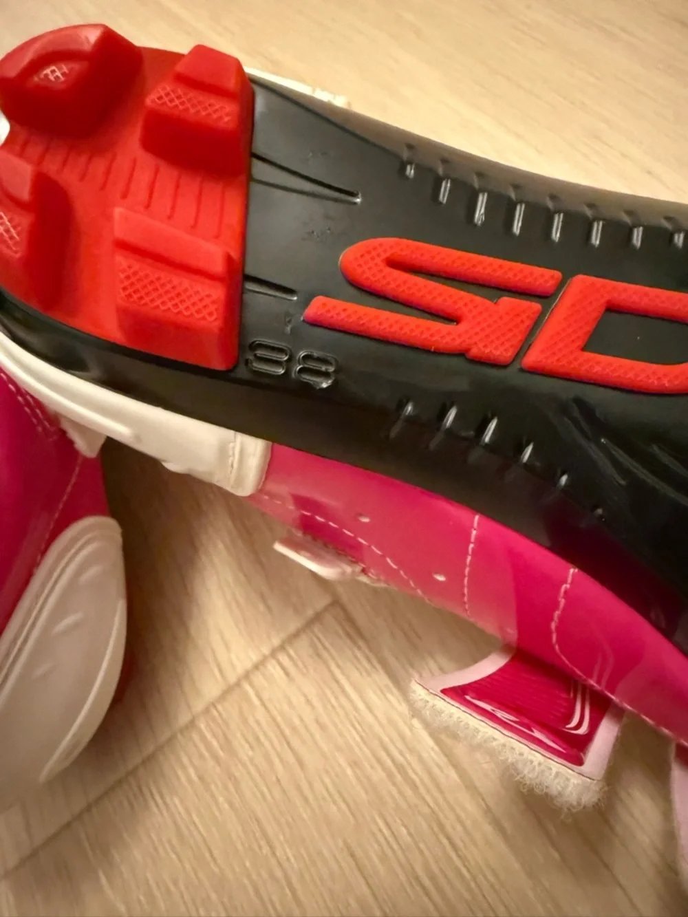Sidi Women's Athletic Cycling Shoes - White & Pink - Picture 8 of 8